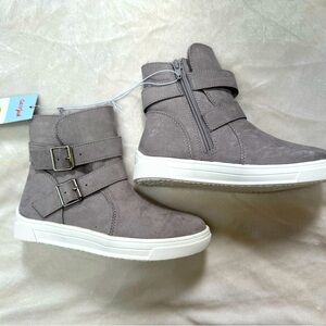 Girls Cat and Jack Winter Boot